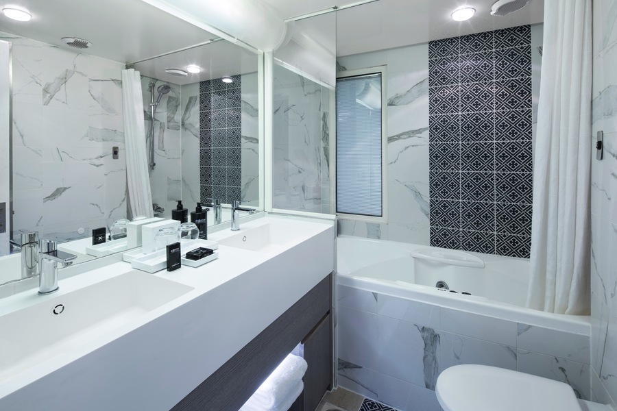 Celebrity Cruises, Celebrity Summit, Celebrity Suite 2.jpeg